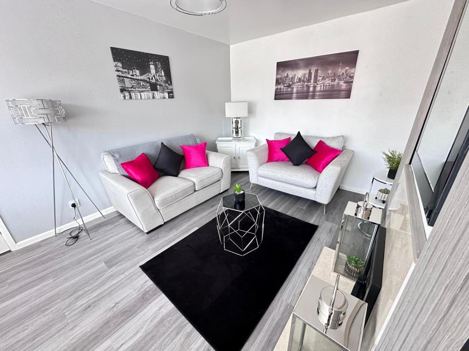 That'S Amore House In Sandbach Free Parking Екстер'єр фото